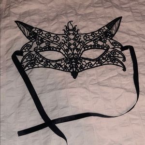 Masquerade mask
